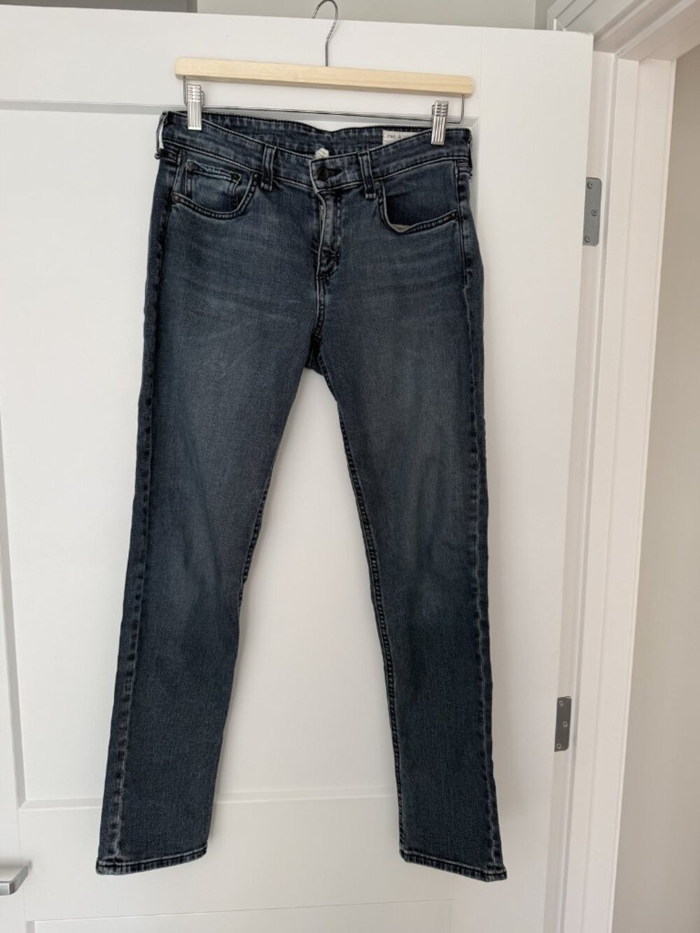 Rag & Bone Women's Dre Low-Rise Slim Jeans,‎ Ziggy, Blue 26